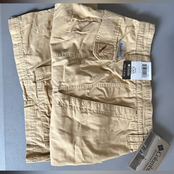 Columbia cargo shorts - Picture 1 of 3